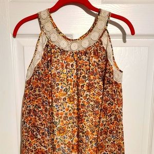 BOUTIQUE WOMEN'S SIZE LARGE TOP